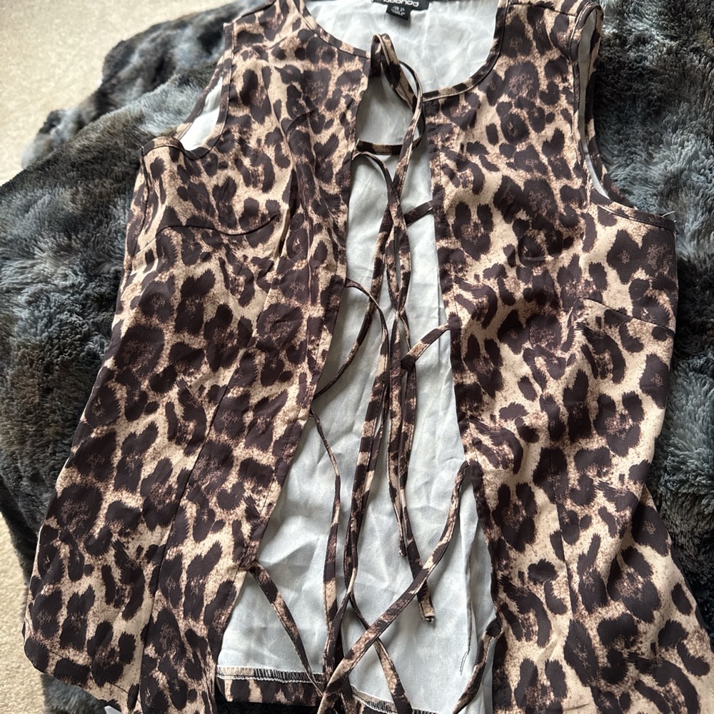 boohoo tie front top